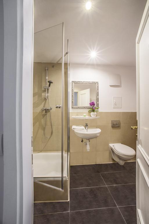 Hotel Storchen Ravensburg Phòng bức ảnh